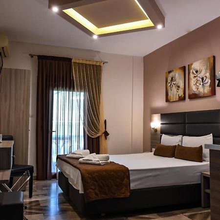 Hotel Kostas Olympiakí Aktí Buitenkant foto