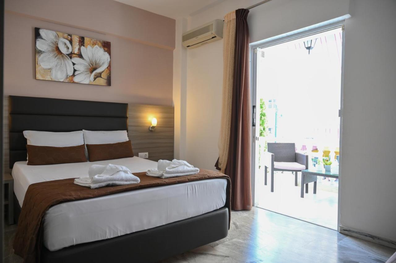 Hotel Kostas Olympiakí Aktí Buitenkant foto