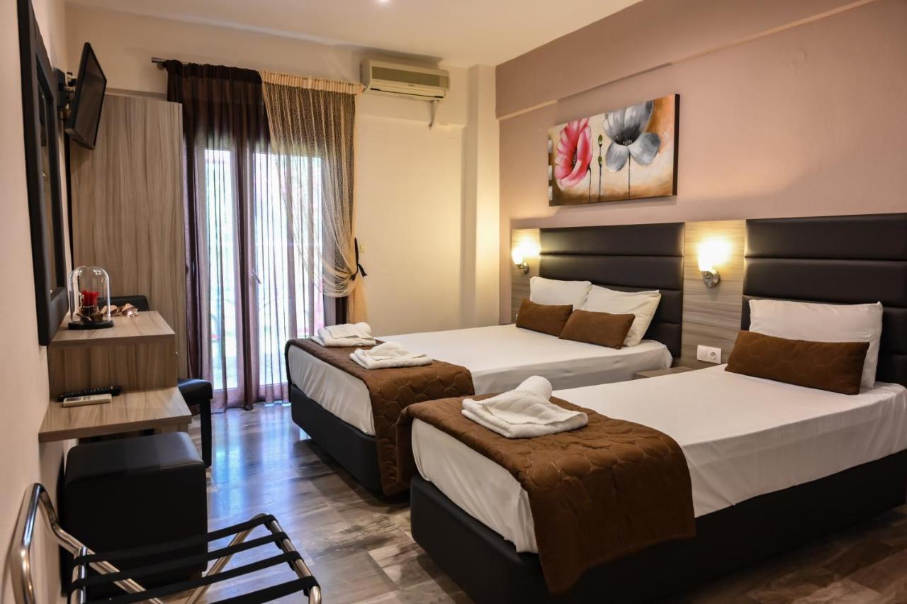 Hotel Kostas Olympiakí Aktí Buitenkant foto