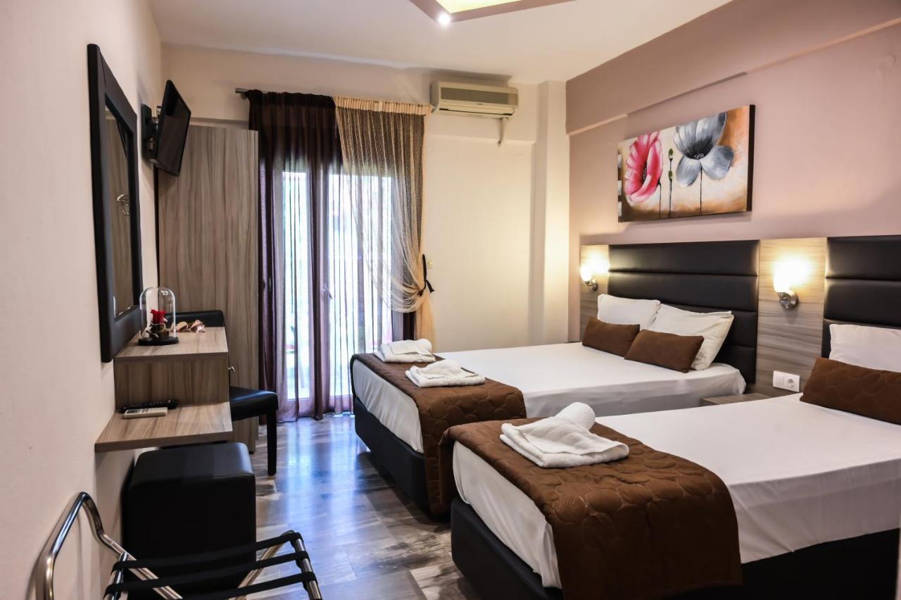 Hotel Kostas Olympiakí Aktí Buitenkant foto