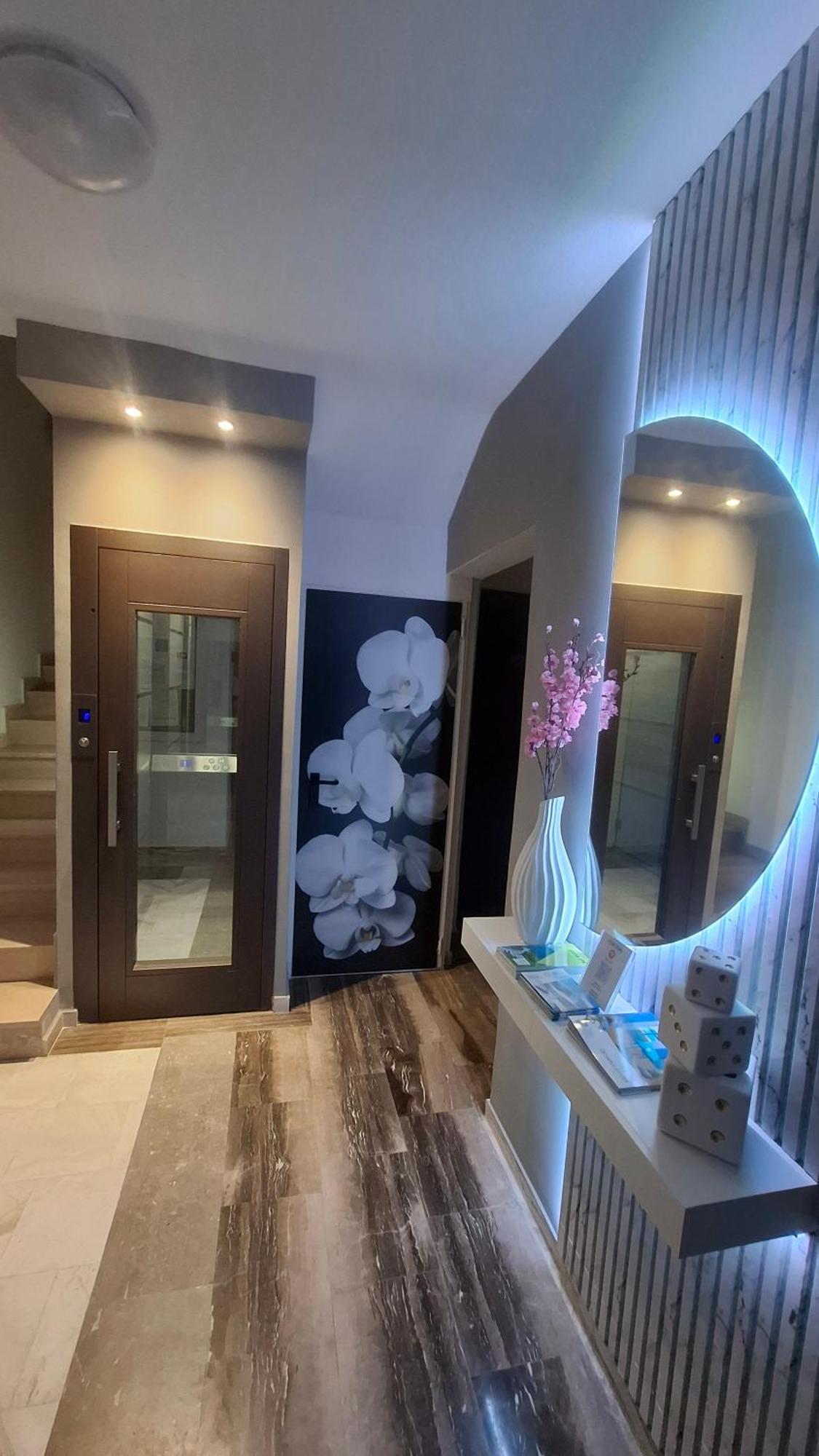 Hotel Kostas Olympiakí Aktí Buitenkant foto