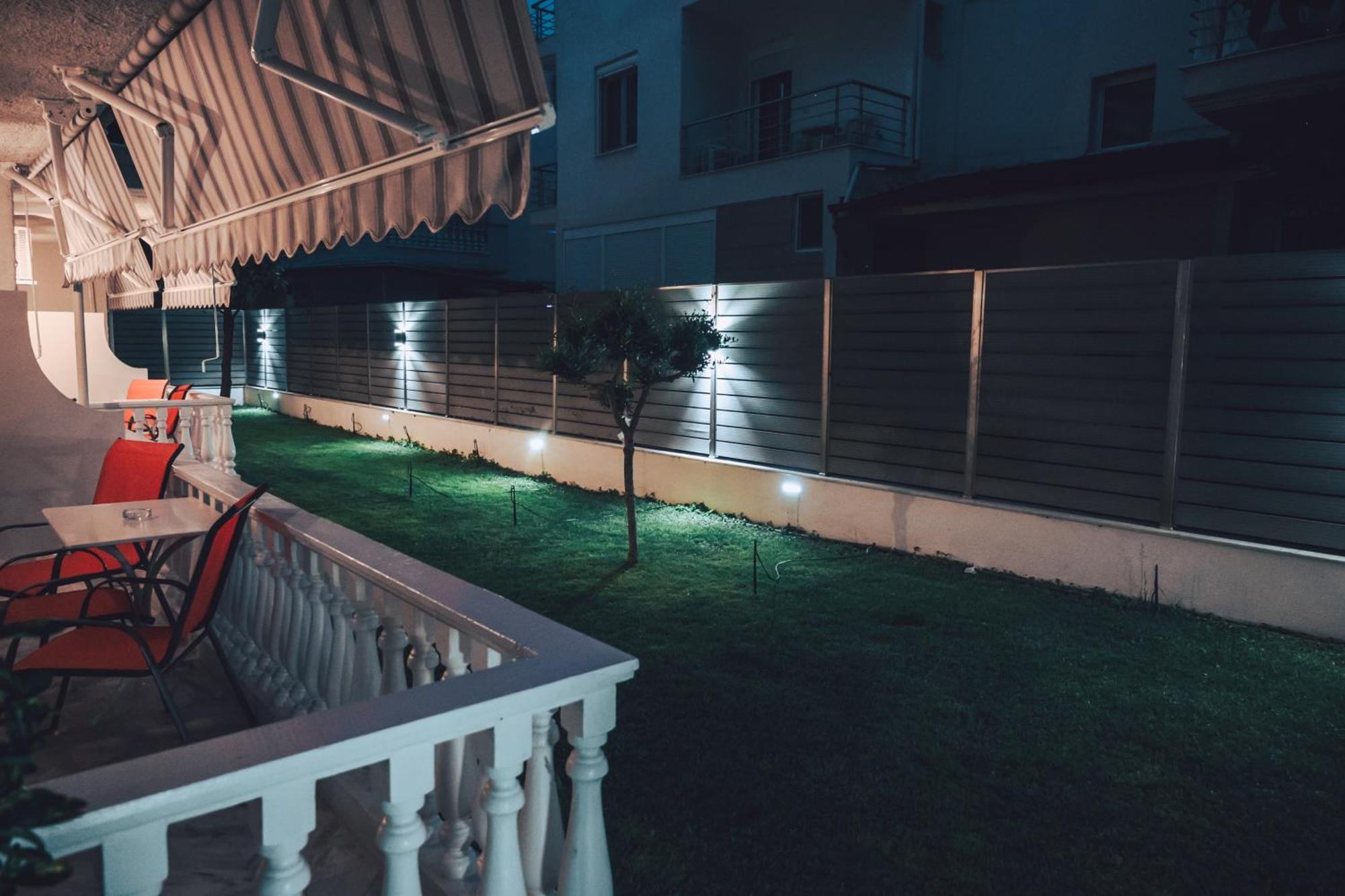 Hotel Kostas Olympiakí Aktí Buitenkant foto