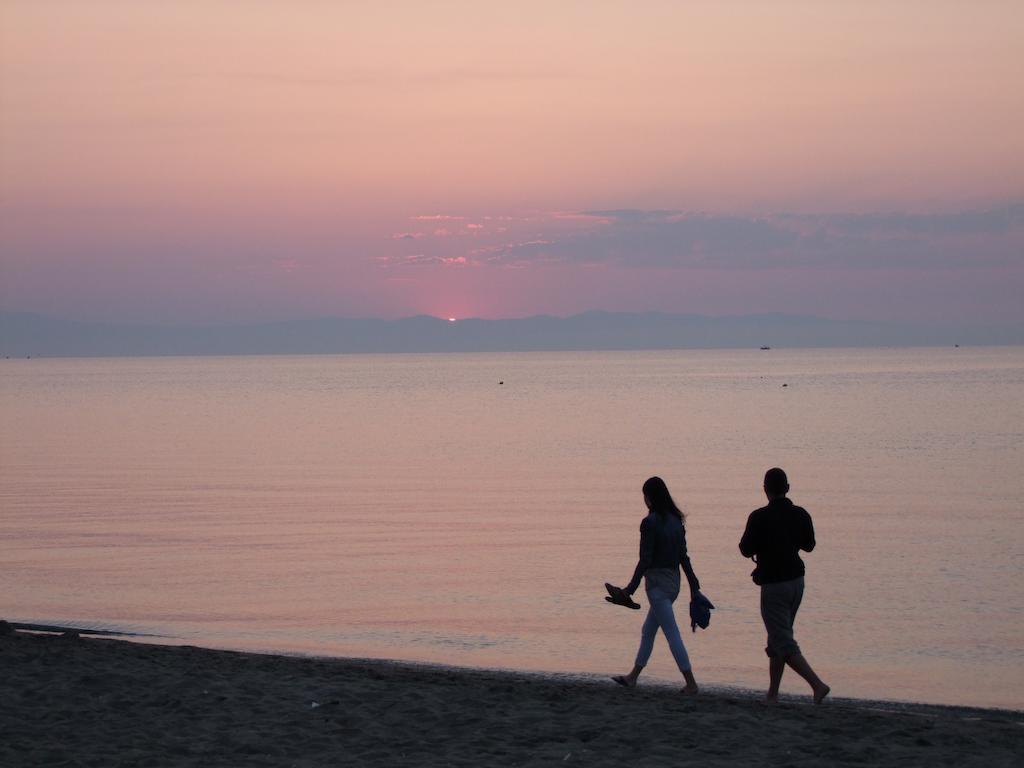 Hotel Kostas Olympiakí Aktí Buitenkant foto