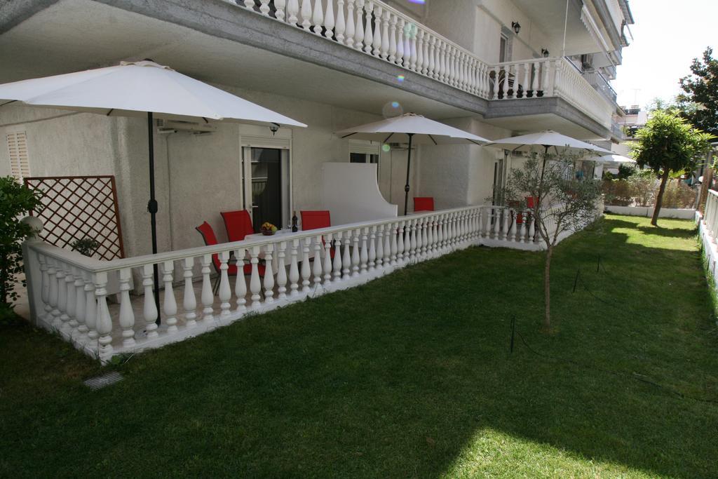 Hotel Kostas Olympiakí Aktí Buitenkant foto