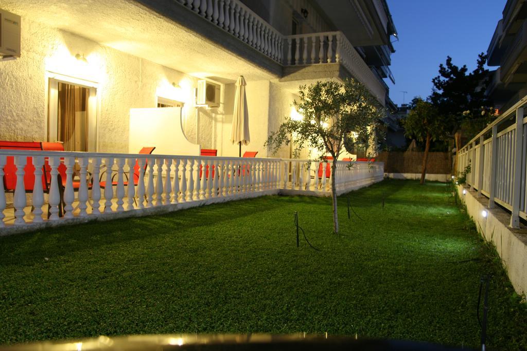 Hotel Kostas Olympiakí Aktí Buitenkant foto